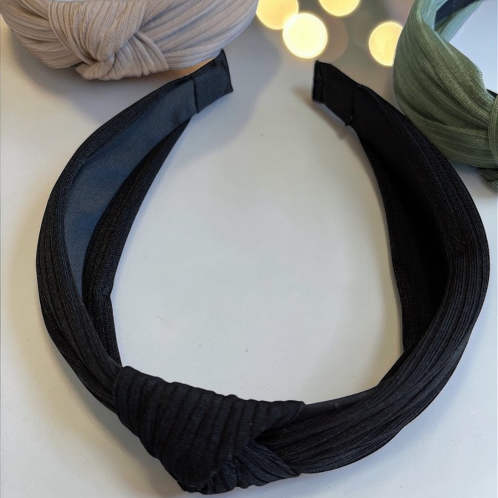 NWT 3 Knotted Ribbed Headband - Black, Sage Or Beige - Picture 2 of 4